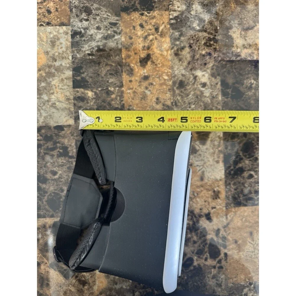 American Eagle Outfitters Mobile Phone Virtual Reality Headset